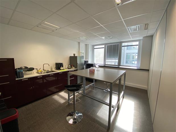 Bureau Location 78140 VELIZY VILLACOUBLAY 13 AVENUE MORANE SAULNIER