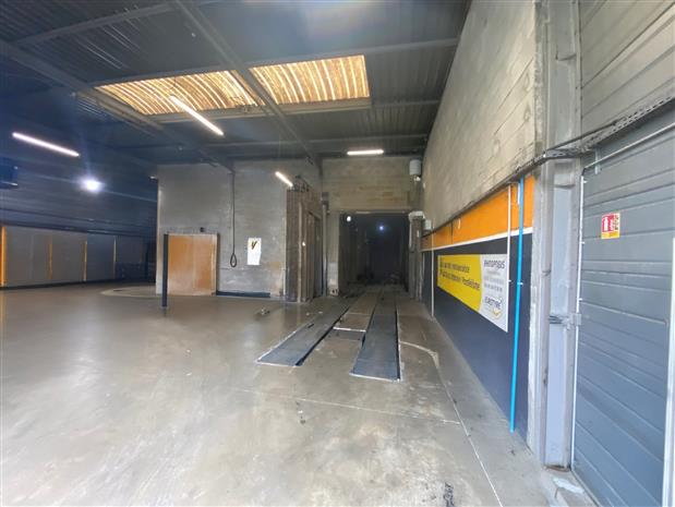 Local d'activités Vente 78130 LES MUREAUX