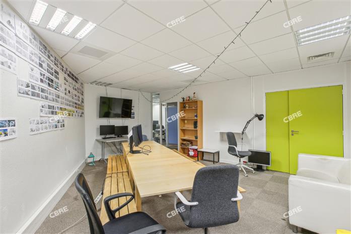 Bureau Location 93100 MONTREUIL