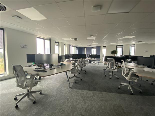 Bureau Location 35510 CESSON SEVIGNE 801 AVENUE DES CHAMPS BLANCS
