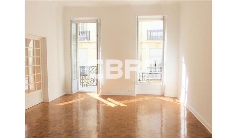 Bureau Location 06000 NICE