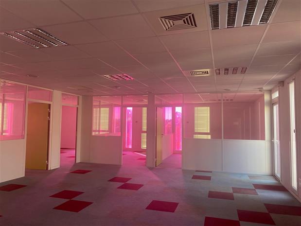 Bureau Location 34920 LE CRES 2 AVENUE MONTERONI D'ARBIA