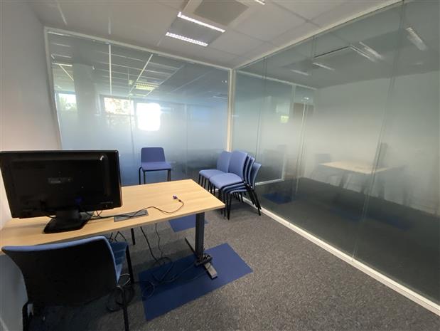Bureau Location 35000 RENNES 1 ALLEE ADOLPHE BOBIERRE