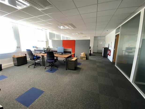 Bureau Location 35000 RENNES 1 ALLEE ADOLPHE BOBIERRE