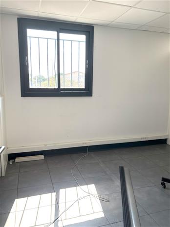 Local d'activités Location 31270 CUGNAUX