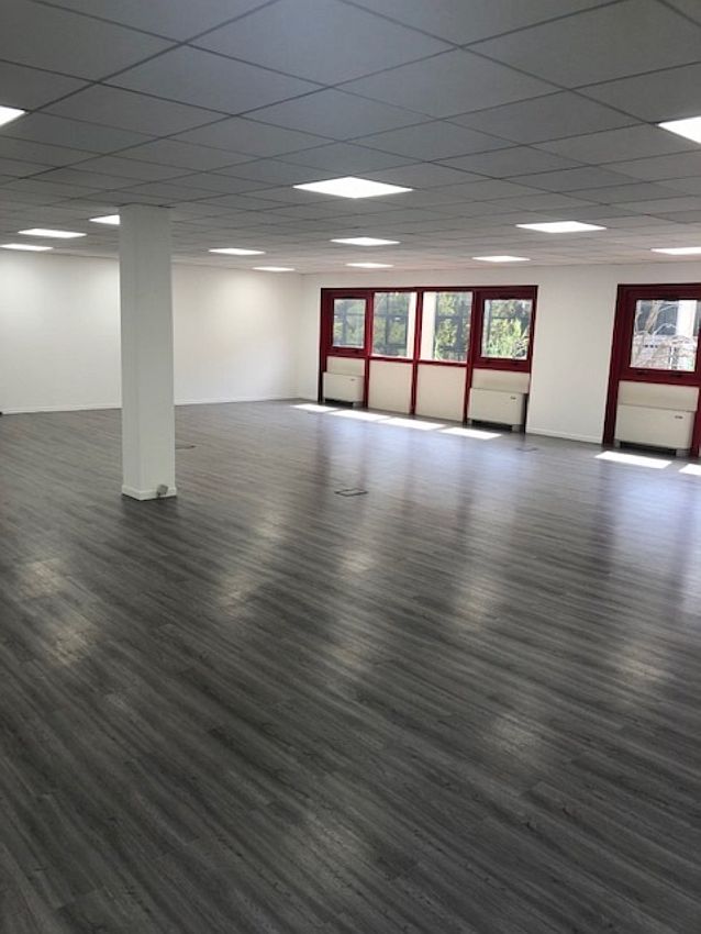 Bureau Location 06220 VALLAURIS 2323 CHEMIN SAINT BERNARD