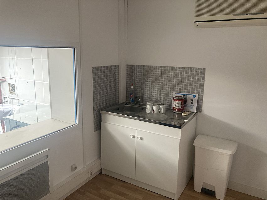 Local d'activités Location 83160 LA VALETTE DU VAR