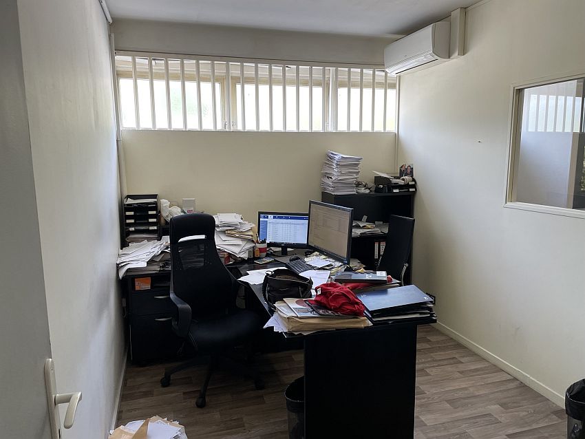 Local d'activités Location 06510 CARROS  10EME RUE