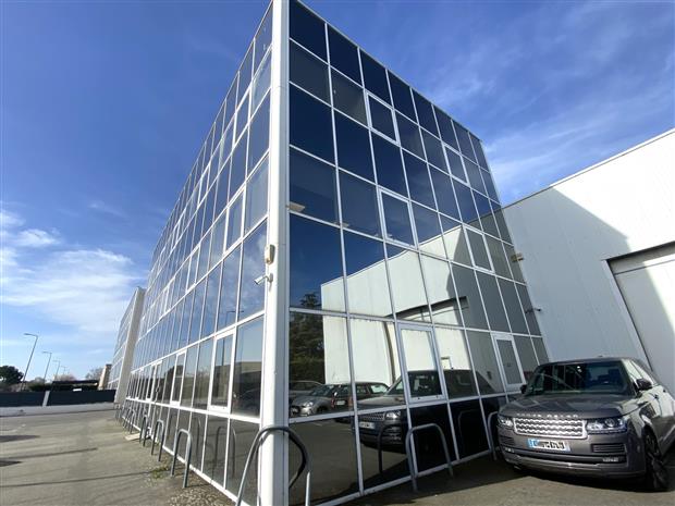 Chargement de l'image...