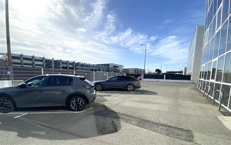 Local d'activités Location 31100 TOULOUSE