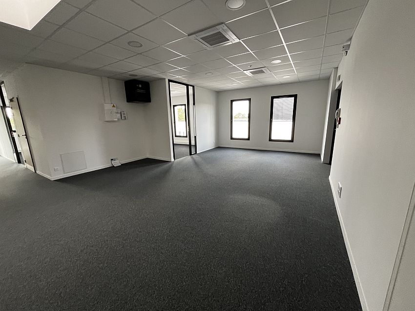 Bureau Location 35170 BRUZ 20 RUE LOUIS BLERIOT