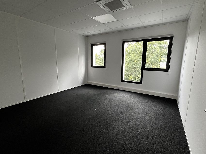 Bureau Location 35170 BRUZ 20 RUE LOUIS BLERIOT