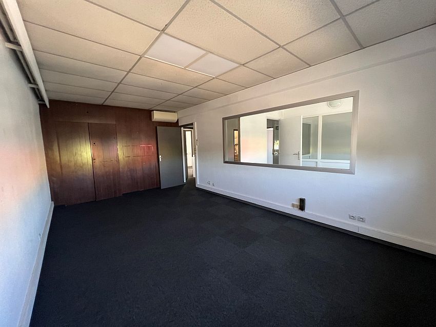 Bureau Location 06700 ST LAURENT DU VAR