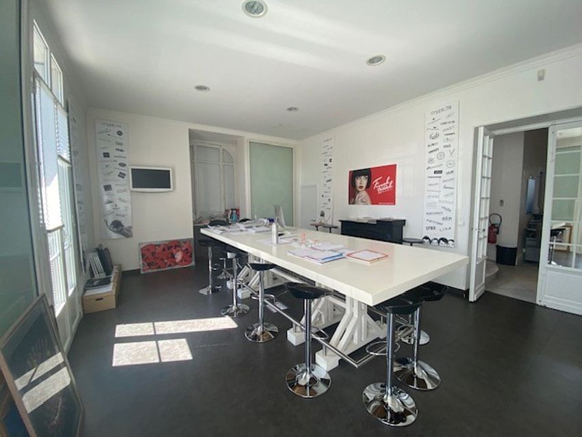 Bureau Location 06000 NICE