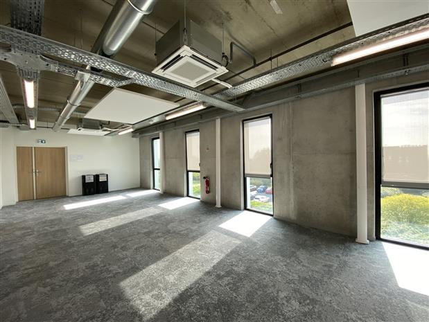 Bureau Location 35510 CESSON SEVIGNE 90 RUE ROBERT KELLER