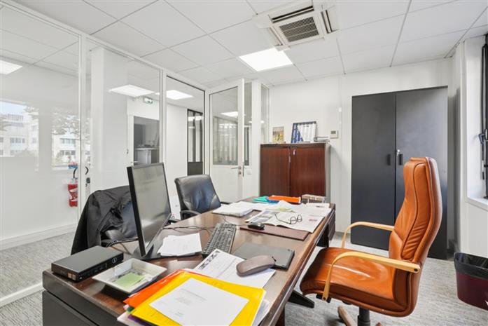 Bureau Location 92300 LEVALLOIS PERRET