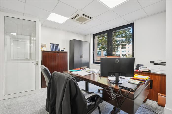 Bureau Location 92300 LEVALLOIS PERRET