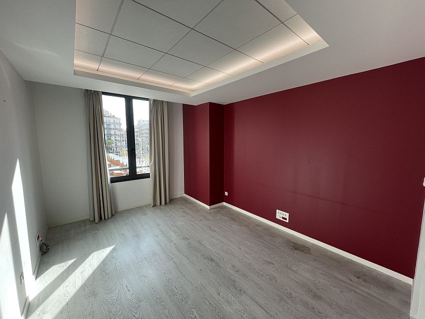 Bureau Location 83000 TOULON