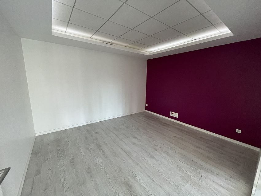 Bureau Location 83000 TOULON