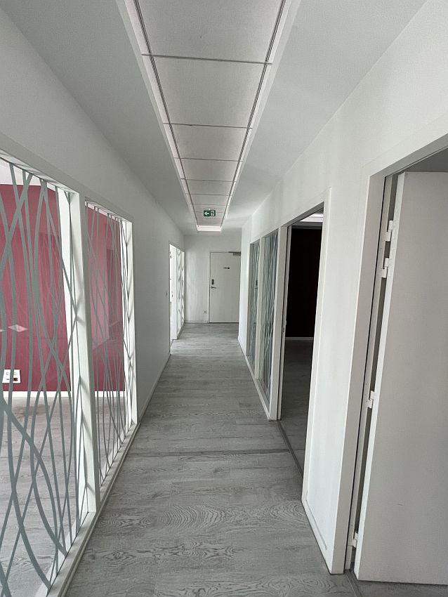 Bureau Location 83000 TOULON