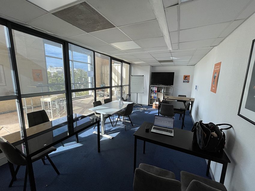 Bureau Location 83000 TOULON