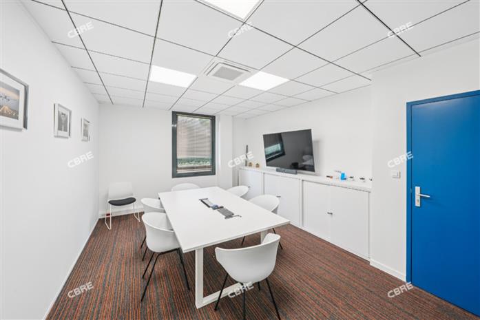 Bureau Vente 33700 MERIGNAC 18 AVENUE PYTHAGORE