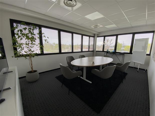 Bureau Vente 35760 ST GREGOIRE 4 PARC DE BROCELIANDE