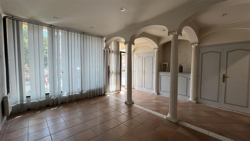 Bureau Location 06560 VALBONNE