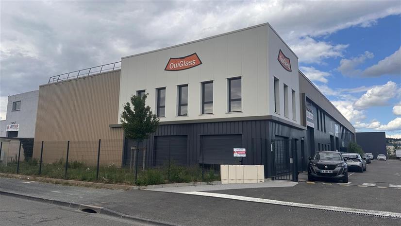 Local d'activités Vente/Location 69730 GENAY