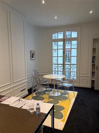 Bureau Location 75008 PARIS 38 AVENUE HOCHE