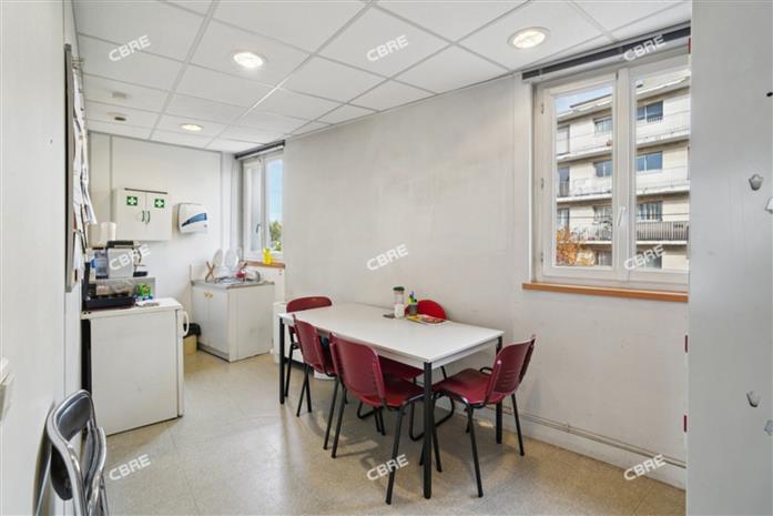 Bureau Vente 93230 ROMAINVILLE 1 AVENUE PIERRE KERAUTRET