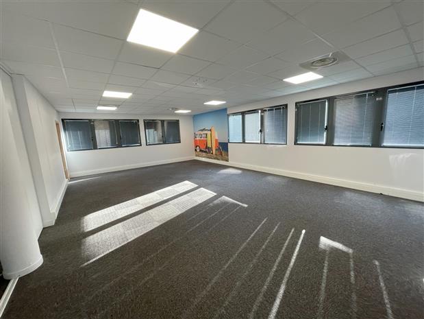 Bureau Location 44800 ST HERBLAIN 275 BOULEVARD MARCEL PAUL