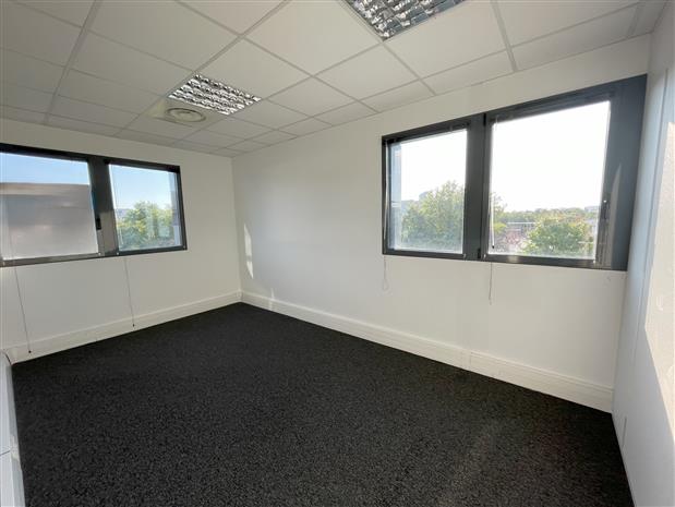 Bureau Location 44800 ST HERBLAIN 275 BOULEVARD MARCEL PAUL