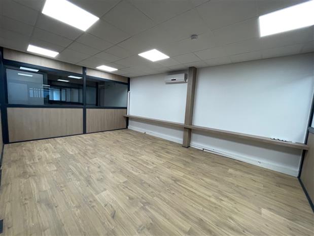 Bureau Location 93500 PANTIN