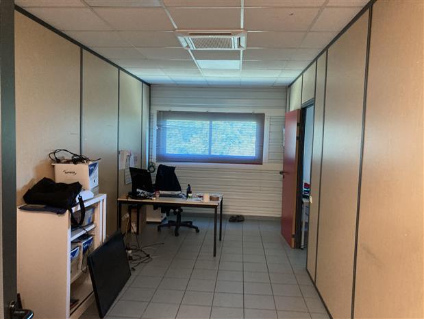 Local d'activités Location 83700 ST RAPHAEL