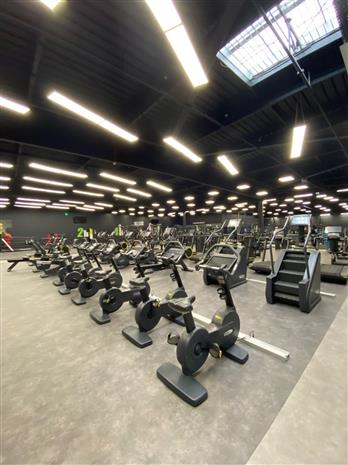 Commerce Location 77100 MEAUX  PLACE DE BEAUVAL