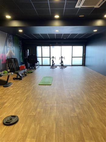 Commerce Location 77100 MEAUX  PLACE DE BEAUVAL