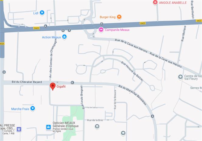 Commerce Location 77100 MEAUX  PLACE DE BEAUVAL