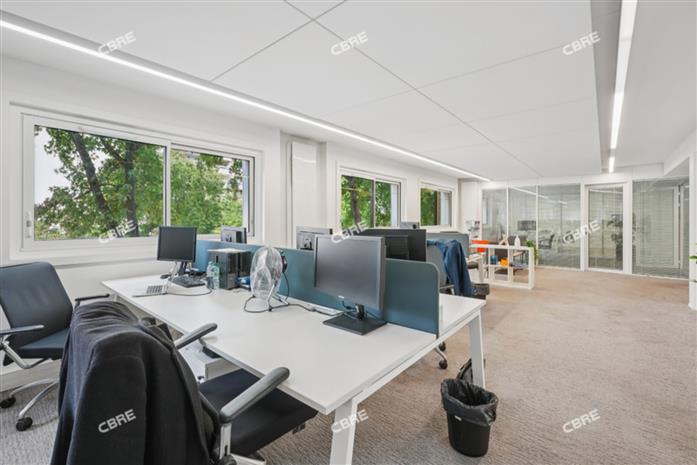 Bureau Location 92400 COURBEVOIE