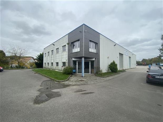 Local d'activités Vente 77410 CLAYE SOUILLY