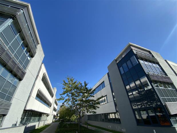 Chargement de l'image...