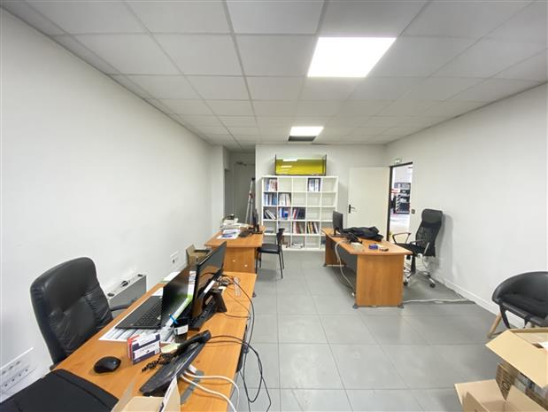 Local d'activités Location 75020 PARIS