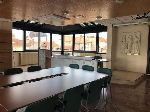 Bureau Vente 42300 ROANNE 19 RUE BENOIT MALON