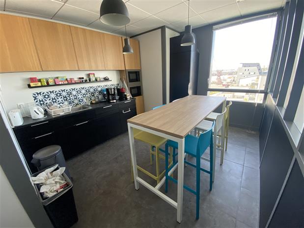 Bureau Location 33300 BORDEAUX 11-13 RUE DE GIRONDE
