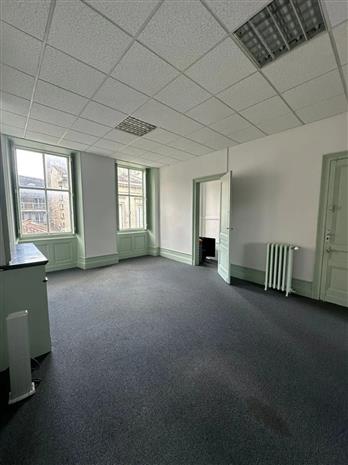 Bureau Location 33000 BORDEAUX 15 RUE LAFAURIE DE MONBADON