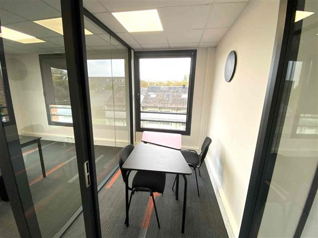 Bureau Location 59290 WASQUEHAL