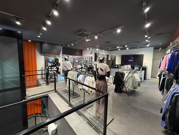 Commerce Location 69002 LYON 75 RUE DE LA REPUBLIQUE