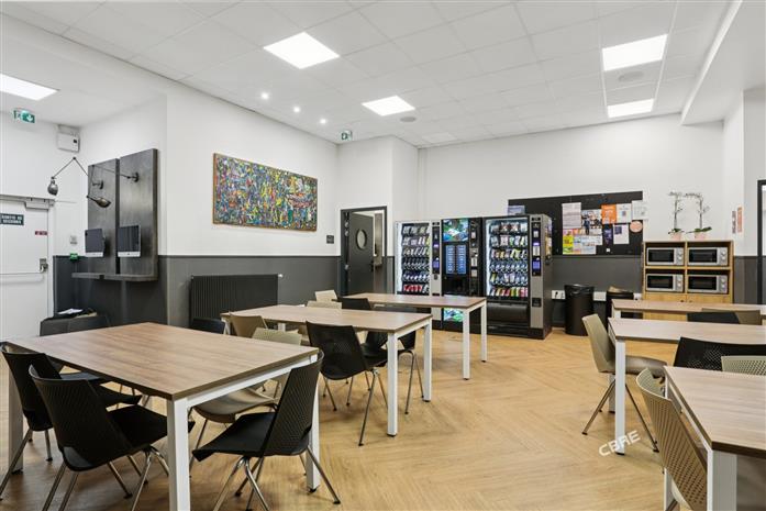 Bureau Location 75008 PARIS 61 RUE PIERRE CHARRON