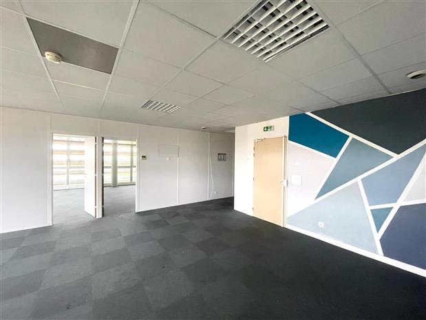 Bureau Location 33300 BORDEAUX 9 RUE ANDRE DARBON