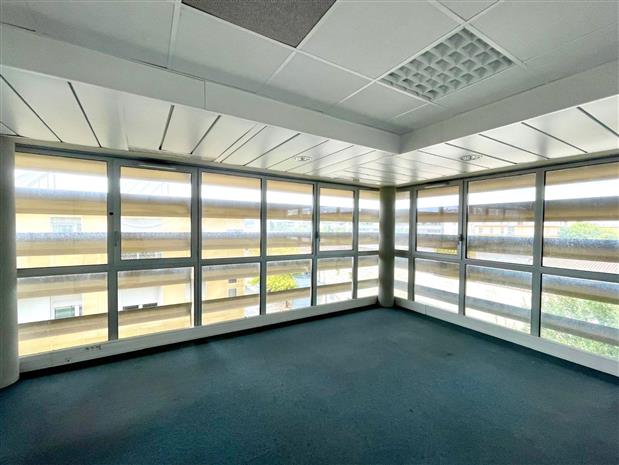 Bureau Location 33300 BORDEAUX 9 RUE ANDRE DARBON